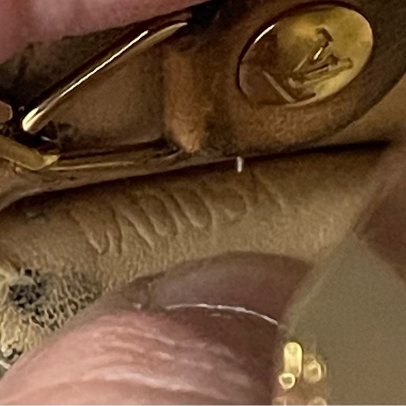 Louis Vuitton Multicor Keycles (RARE) - Picture 6 of 6